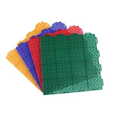 Κίνα Wholesale Cheap Plastic School Kindergarten Bathroom Toilet Tile Sports Floor Modular Plastic Interlocking Tiles προς πώληση