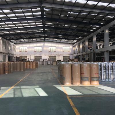 Chine 1260mm*4000m Jumbo Rolls BOPP Adhesive Packaging Tape Roll Packing Tape BOPP Tape Jumbo Roll à vendre