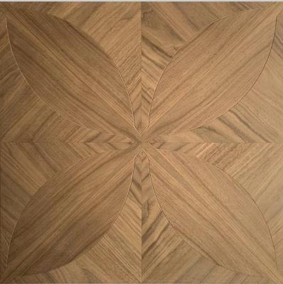 China Engineered Brown Oak Wood Flooring For Villa for sale