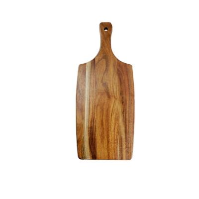 China New Design Sustainable Kitchen Accessories Wooden Serving Tray Acacia Wood Cutting Board for sale