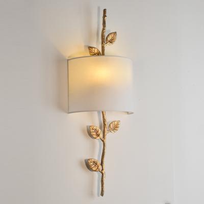 China Low MOQ High Vintage Modern European Style Art Deco Colorful Luxury Copper Indoor Bedside Reading Hotel Sconce Light Corner Wall Lamp for sale