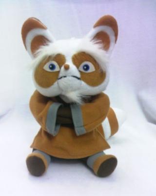 China Small Cartoon Plush Toys Kungfu Panda Master Shifu in Sitting Pose for sale