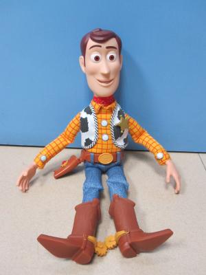 China Disney-Karikatur-Musik-Plüsch spielt sheriff-Woody-Action-Figur Pixar Toy Story Unterhaltungs zu verkaufen