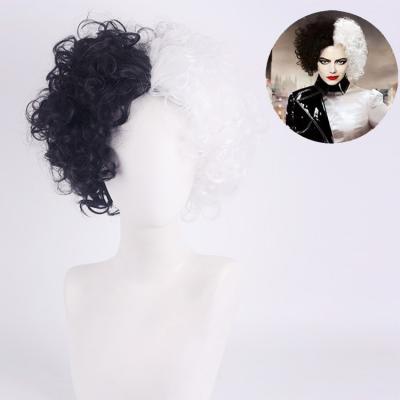 China Strengthen Cruella De Vil Kuila Half Black Half A Hundred Weft Short The Curly Little Cos Wig Wig Caps For Making Wigs for sale