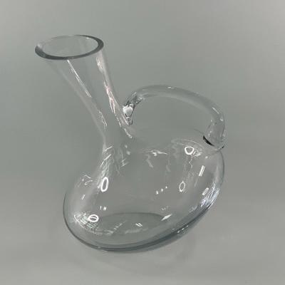 China Sustainable Whiskey Decanter , Wine Glass Decanter With Handle For Wine Lovers for sale