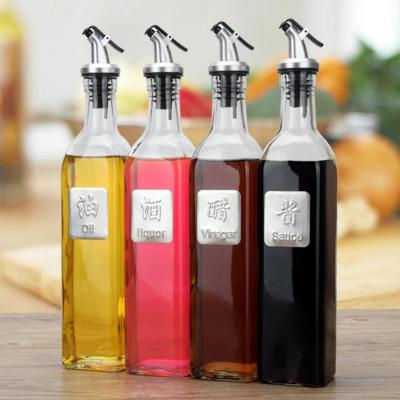 China Viable Amazon Hot Sale Kitchen Gadget Tools Seasoning Spout Oil Pourer Plastic Olive Spout Oil Bottle With Pourer for sale