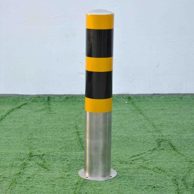 China Bollard Post Customized Outdoor Street Powder Coated Parking Bollard Post Steel Guardrail Protection for sale