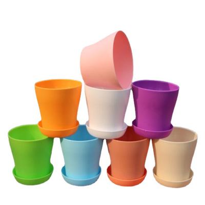 China Cheap Wholesale Modern Indoor Mini Plastic Flower Pot Plastic Empty Flower Pot Modern Planters for sale