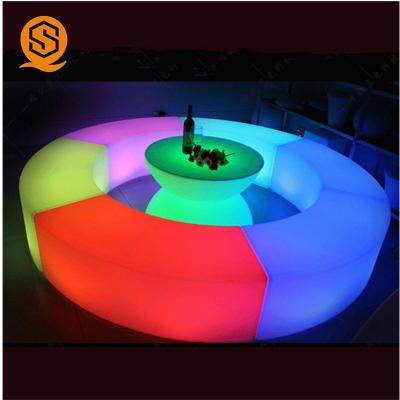 China Muebles brillantes multicolores recargables del LED de la barra del contador LED de la tabla luminosa teledirigida LED de la barra en venta