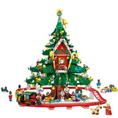 China DIY 3D Assembly Building Block Christmas Tree Toy with Railway Train Building Blocks for Kids Gift Bricks Toys for sale