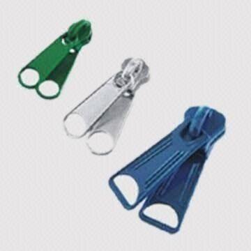 China Metal Zipper Sliders with Double Pullers, Customer's Designs and Logos Welcome for sale