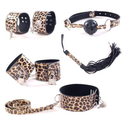 China Sexy Bondage Fun Bondage Bed Novelty Sex Restraint BDSM Bed Under Foot Restraints Bondage Bed Handcuffs Bondage Restraints Sex Toy for sale