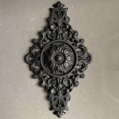 China Easy to solder/can be further forged cast iron ornaments, cast iron rosettes for sale