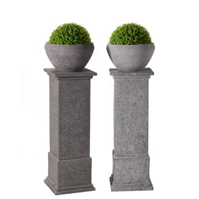 China Eco-Freindly Garden Supplies with Large Cover Fiberglass Flower Pots in Hotel's Outdoor Garden for sale