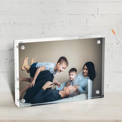 China Decoration Multiple Size Family Party Decoration Souvenir Magnets Magnetic Clear Acrylic Photo Frames for Tourist Site for sale