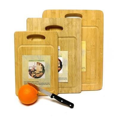 China Sustainable Bamboo Chopper Bamboo Kitchenware Bamboo Cutting Board Rectangle Shape With Finger Hanging Hole for sale