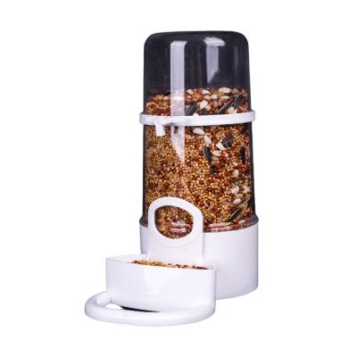 China Factory direct sale automatic can be hooked with favorite material and large capacity pp material hamster automatic feeder for sale