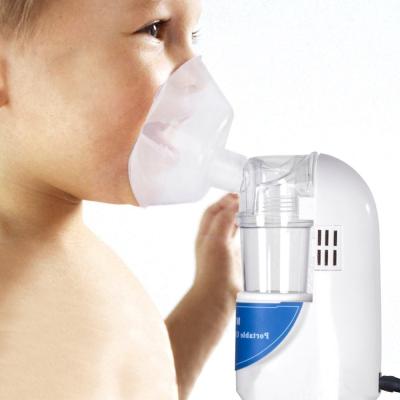 China Humidificador fresco pessoal portátil do óleo do inalador da névoa do Nebulizer ultrassônico Handheld à venda