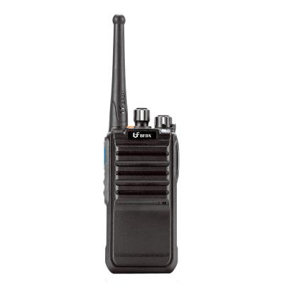 China FM DMR cello raki wake quality manufacture china best price digital radio waterproof design 1800mAh china analog radio transceiver for sale