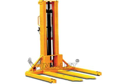 China 1000kg Capacity Hand Stacker Lifting Equipment With Straddle Leg YLE1015B Series for sale