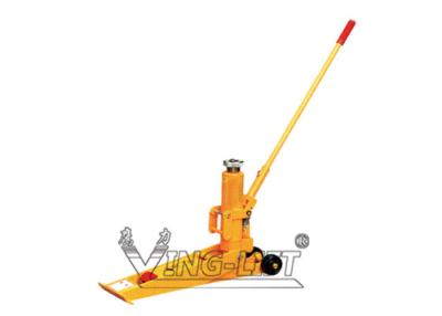 China Manual Hydraulic Fork Truck Jack With Removable Handle 4 Ton - 7 Ton for sale