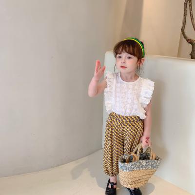 China 2021 Summer Girls Lace Tops Breathable Baby Shirt Baby Flying Sleeve Sleeveless Soft Vest Doll for sale