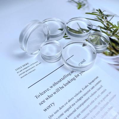 China CLASSIC Clear Glass Double Flared Double Flared Saddle Plug Ear Expander Ear Expander Earring Body Jewelry for sale