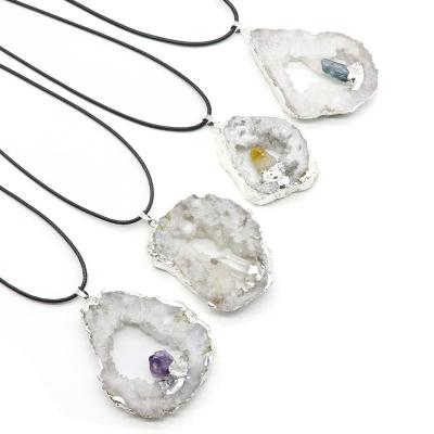 China FASHIONABLE Natural Quartz Rough Geode Crystal Rock Druzy Pendant Jewelry for sale