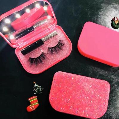 China thick mirror case meetbeauty 3d led mink lashes faux real fur hair 5 strip 3 d lashes lashes box wholesale price china seller for sale