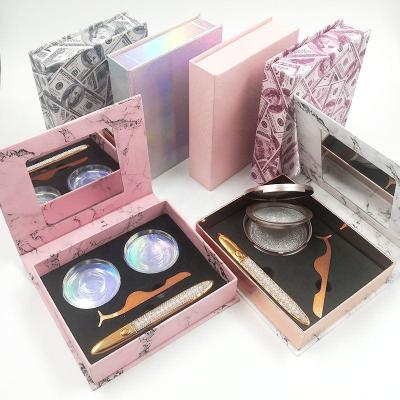 China Gathering fluffy beauty liner wick magnetic books with mirror box with tweezers eyelash silk magnetic 2021 fashion trend new for sale