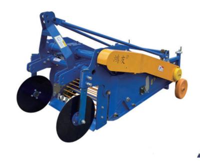 China Agricultural small automatic tractor potato harvester with Digger Machine Harvester for Agriculture Machine à venda