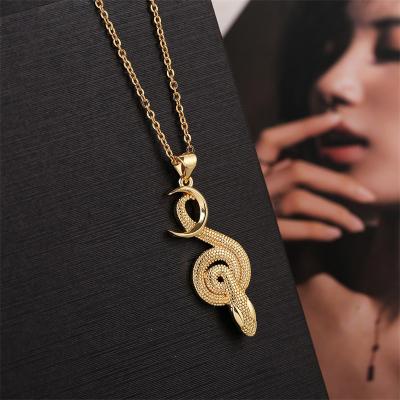 China Trendy Trendy Real Gold Plated Copper Year Of The Snake Moon Women Animal Pendant Necklace for sale