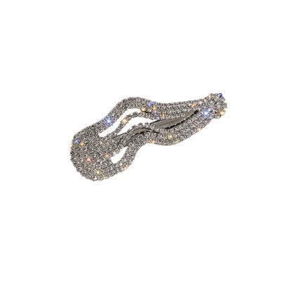 China Fashion Korean Diamond Irregular Wave Barrettes Shape Shiny Platypus Clip Side Bang Hair Clip for sale