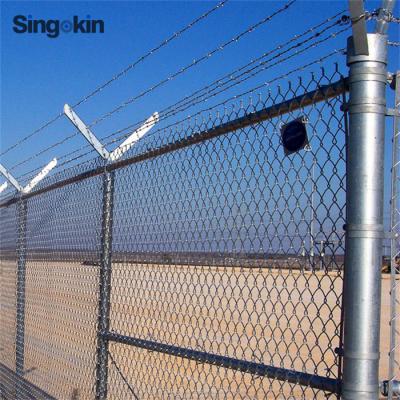 China Easily Assembled Canada 9 Gauge Diamond Wire Fence Cyclone Wire 5ft Barrier Link Diamond Mesh Roll for sale