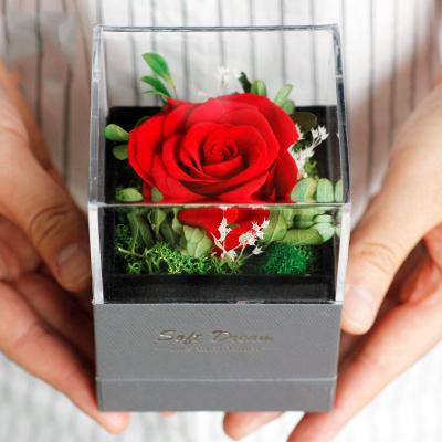 China Fashion Acrylic Box Preserved Flowers Personalized Handmade Best Anniversary Gifts For Wife for sale