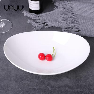 China Disposable Fruit , Salad , Pasta Gravy Serving Boat Shape Bowls / White Porcelain Bowl for sale