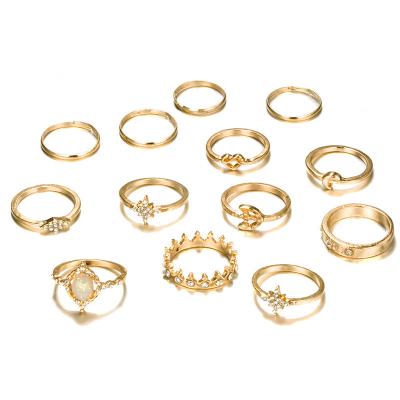 China Fashion Party Ring Women Unlimited Ring Set Ladies Crystal Simple Gold TRENDY Snake Heart for sale