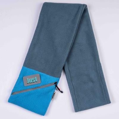 China Reflective OEM Design Fleece Scarf in 2-Tune Color with Custom Reflective Label for sale