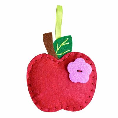 China Educational NONE-TOXIC KIT ECO-FRIENDLY SCENT APPLE FRUIT DIY READY FOR STITCH LEARN TO SEW ART AND CRAFTING FOR KIDS for sale