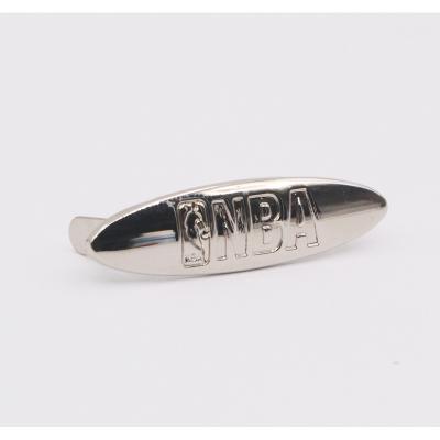 China Chrome metal hardware brand plated logo and bag accessories logo hardware with small MOQ for sale