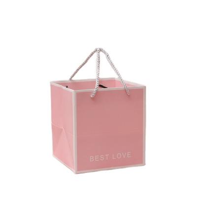 China Factory Supply Attractive Price Convenient Small Packaging Paper Bags With Handle for sale