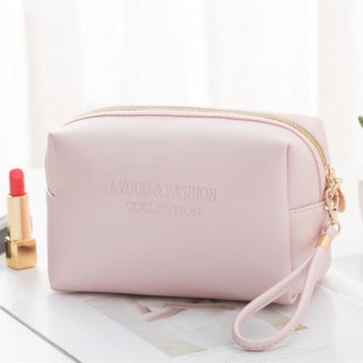 China Professional Custom Cosmetic Bag Travel Storage Kit Makeup Storage Box Portable Makeup Brush Storage Leather Bag for sale