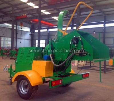 China Cutting Europe Runshine DWC22 Standard Diesel Wood Chipper From Forestry Wood Log for sale