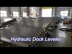 Blue Giant Hydraulic Dock Leveler Automatic Spraying Line Customized Color ISO 9001