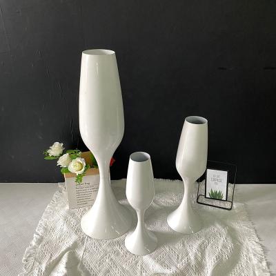 China White Iron Metal Trumpet Vases Tall Flower Stand For Wedding Table Centerpiece Decorations Event Decoration for sale