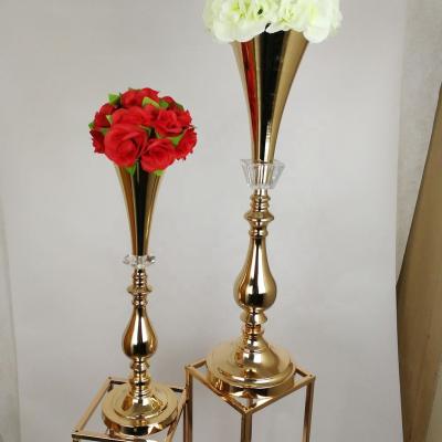 China New Luxury Large Trumpet Silver Gold Plated Metal Flower Vases For Wedding Centerpieces MJ-80136327 for sale