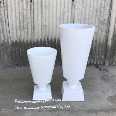 China Home Decor FiberglassTrumpet Vase Glass Planter Vases Floor Tall White Indoor Decor for sale