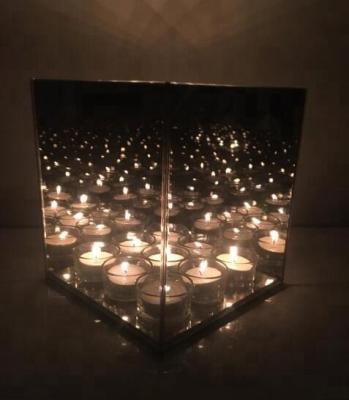 China Art Deco Style Infinity Glass TeaLight Reflective Candlestick Tea Light Candle Holder for sale