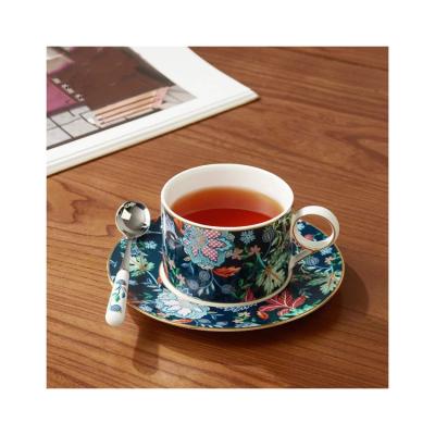 China Viable Royal Design Fancy Bone China Shape Vintage Bone China Teacup and Saucer Set for sale