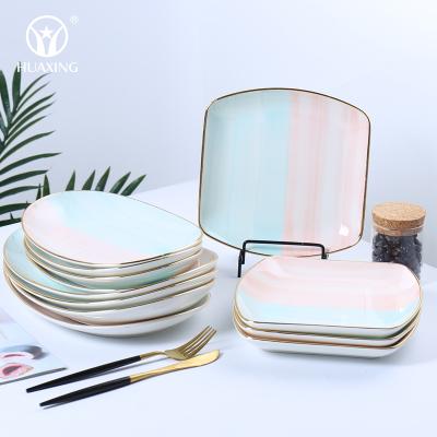 China Viable Wholesale Customized Luxury Design With Gold Rim By Ceramic Charger Hand Painted Plates To Wedding for sale